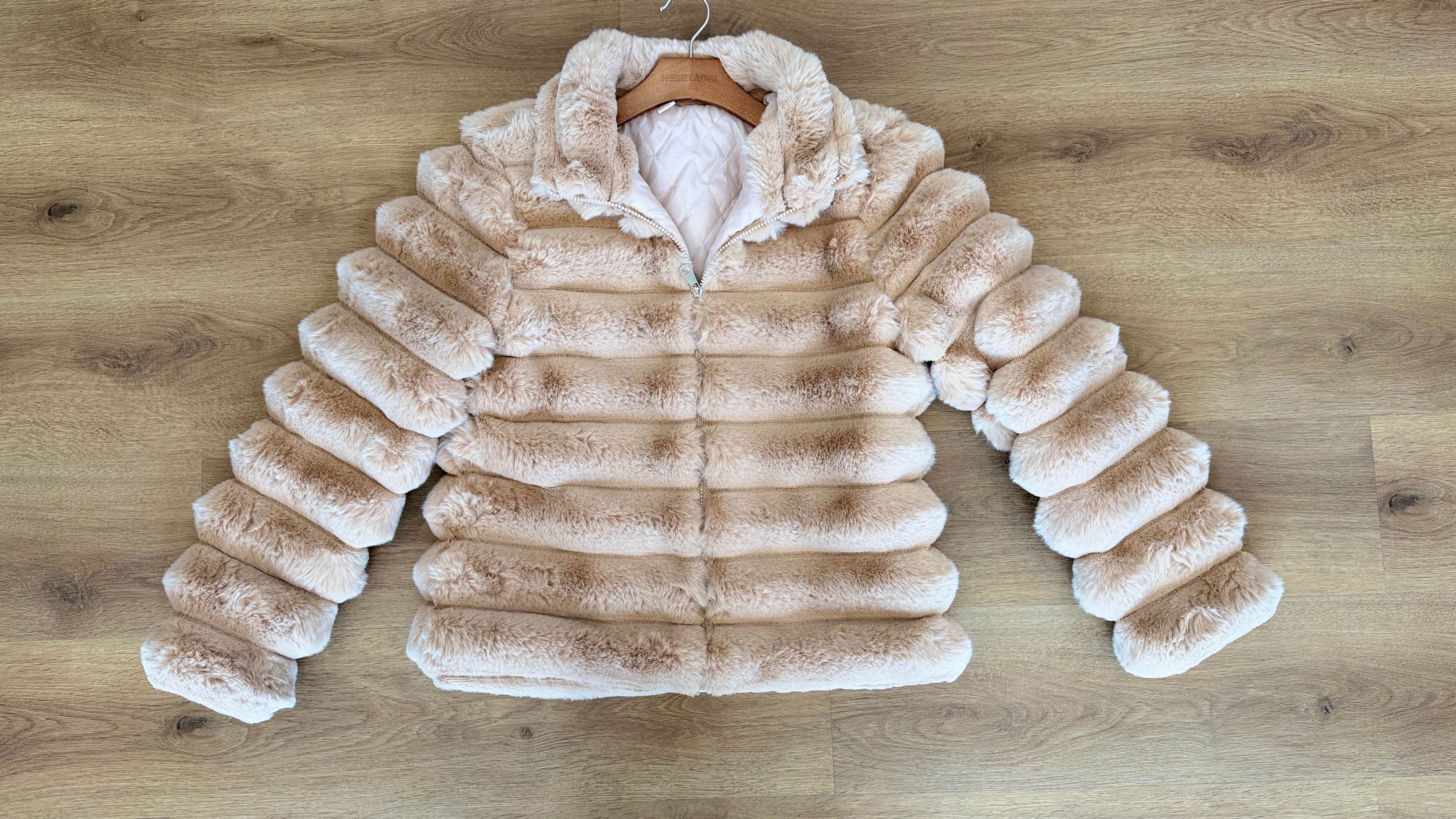 Faux fur Jacket with quilted polyester lining
