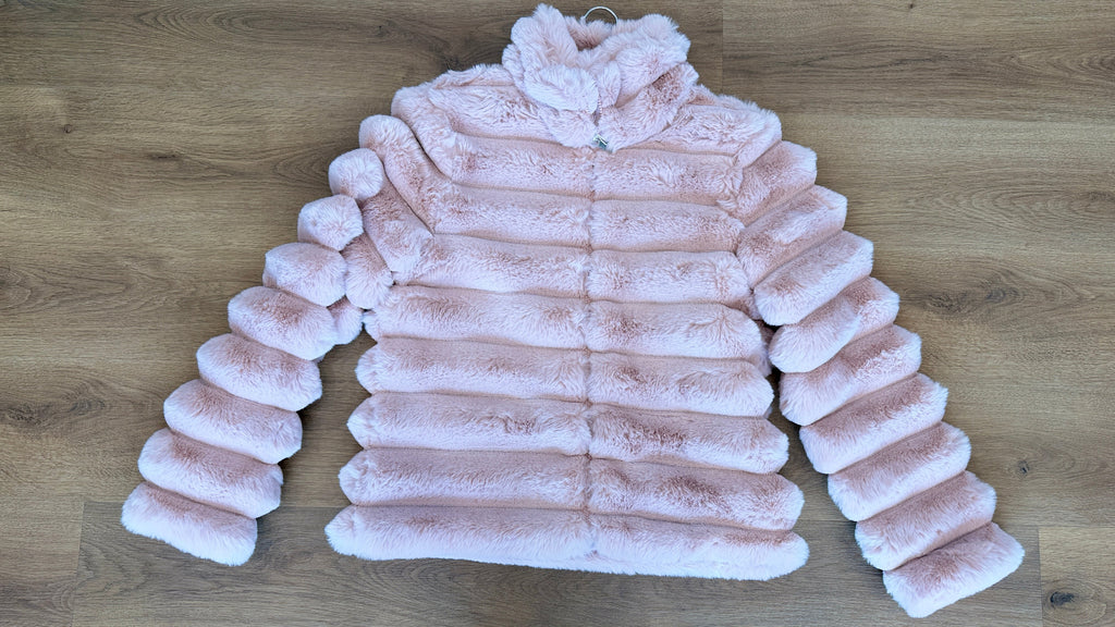 Faux fur Jacket with quilted polyester lining