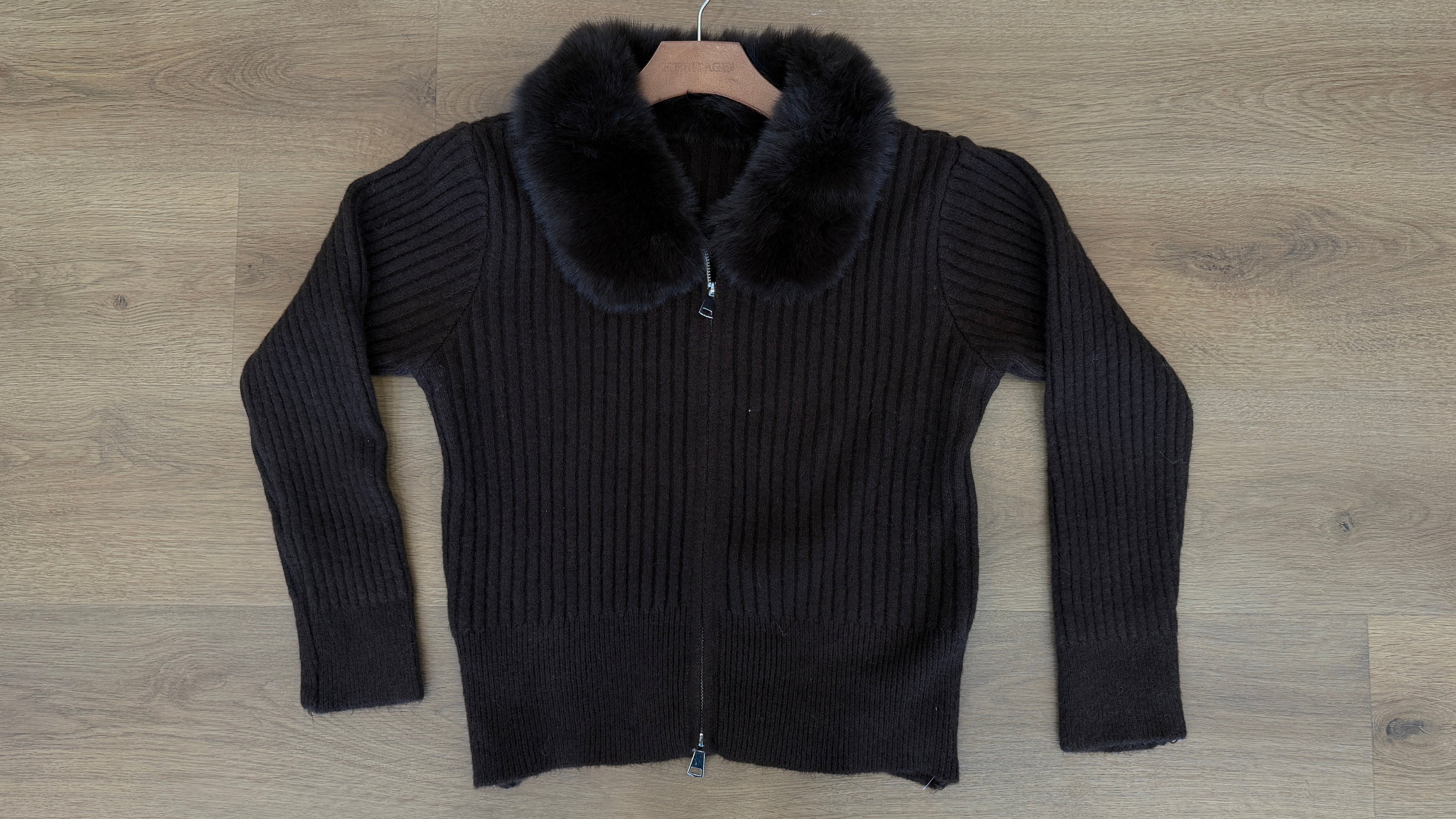 Beautiful Zip-up sweater jacket  with Fur on Collar